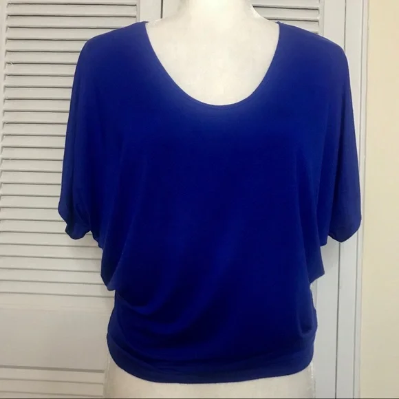 Slouchy Blue Top by Michelle - Picture 2 of 3